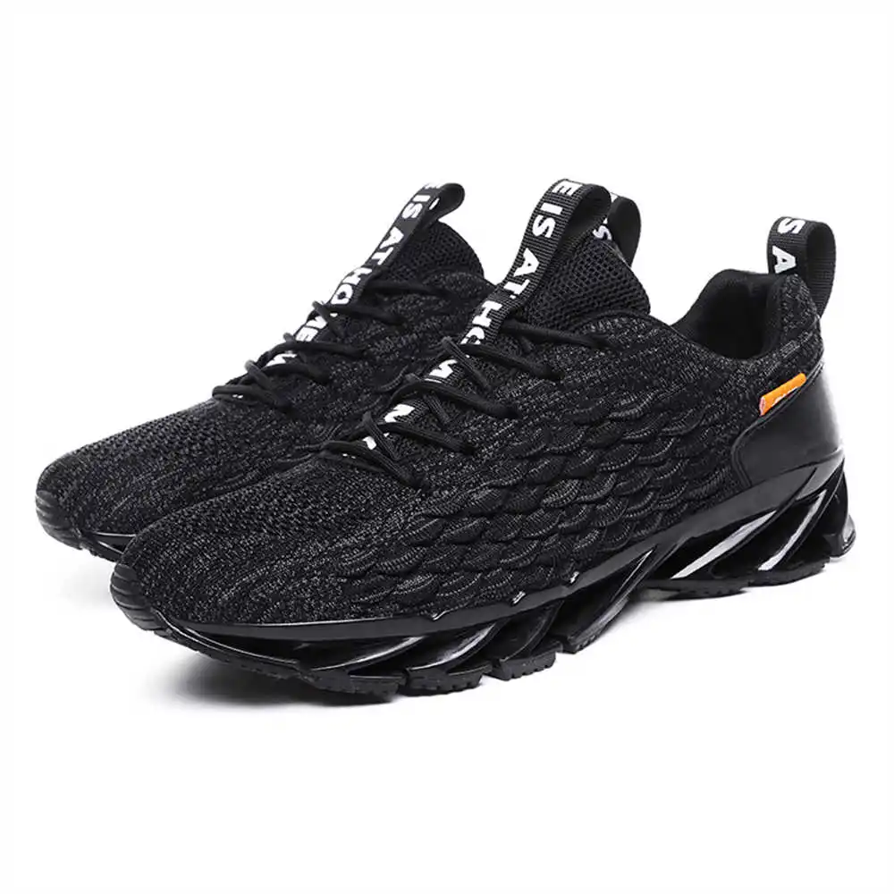 Chaussures de marche pour homm - Men Shoes Most Expensive avis et prix